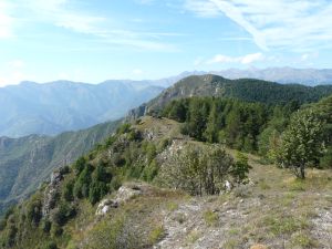 Xtrallusion photo library of independent, self-guided walking and sightseeing holidays in Italy. Pictures, images, photos and photographs taken along the way of this 1-day walking itinerary, to give you a visual impression of the day's walk.